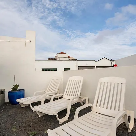 بيت للعطل Max House *